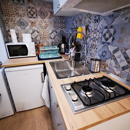 A Casa Di Chiara Apartment เนเปิลส์ ภายนอก รูปภาพ