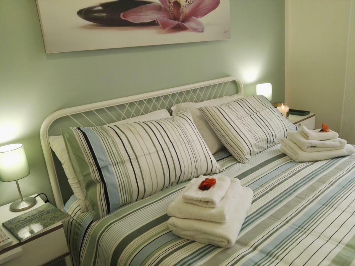 A Casa Di Chiara Apartment เนเปิลส์ ภายนอก รูปภาพ