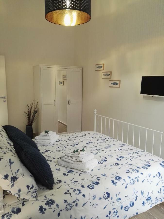 A Casa Di Chiara Apartment เนเปิลส์ ภายนอก รูปภาพ