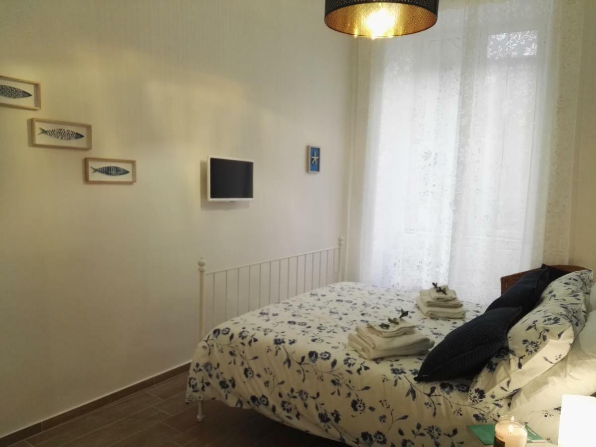 A Casa Di Chiara Apartment เนเปิลส์ ภายนอก รูปภาพ